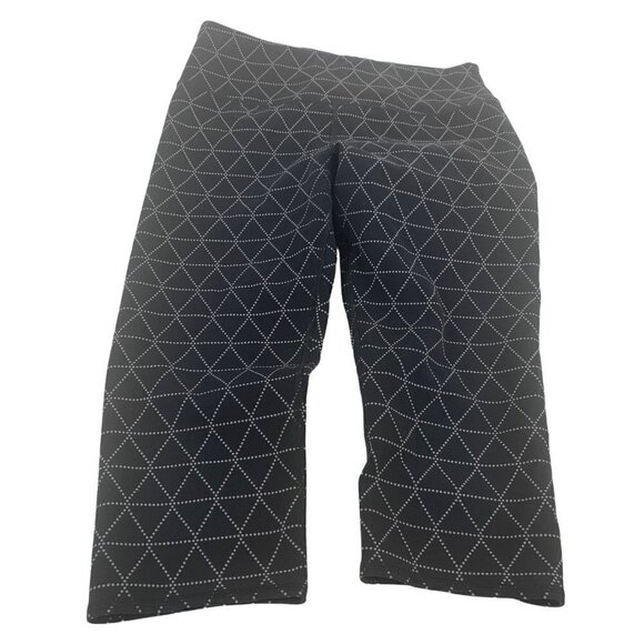 Victoria’s Secret VSX Sport Black and White Geometric Capri Leggings Size M - Picture 2 of 10